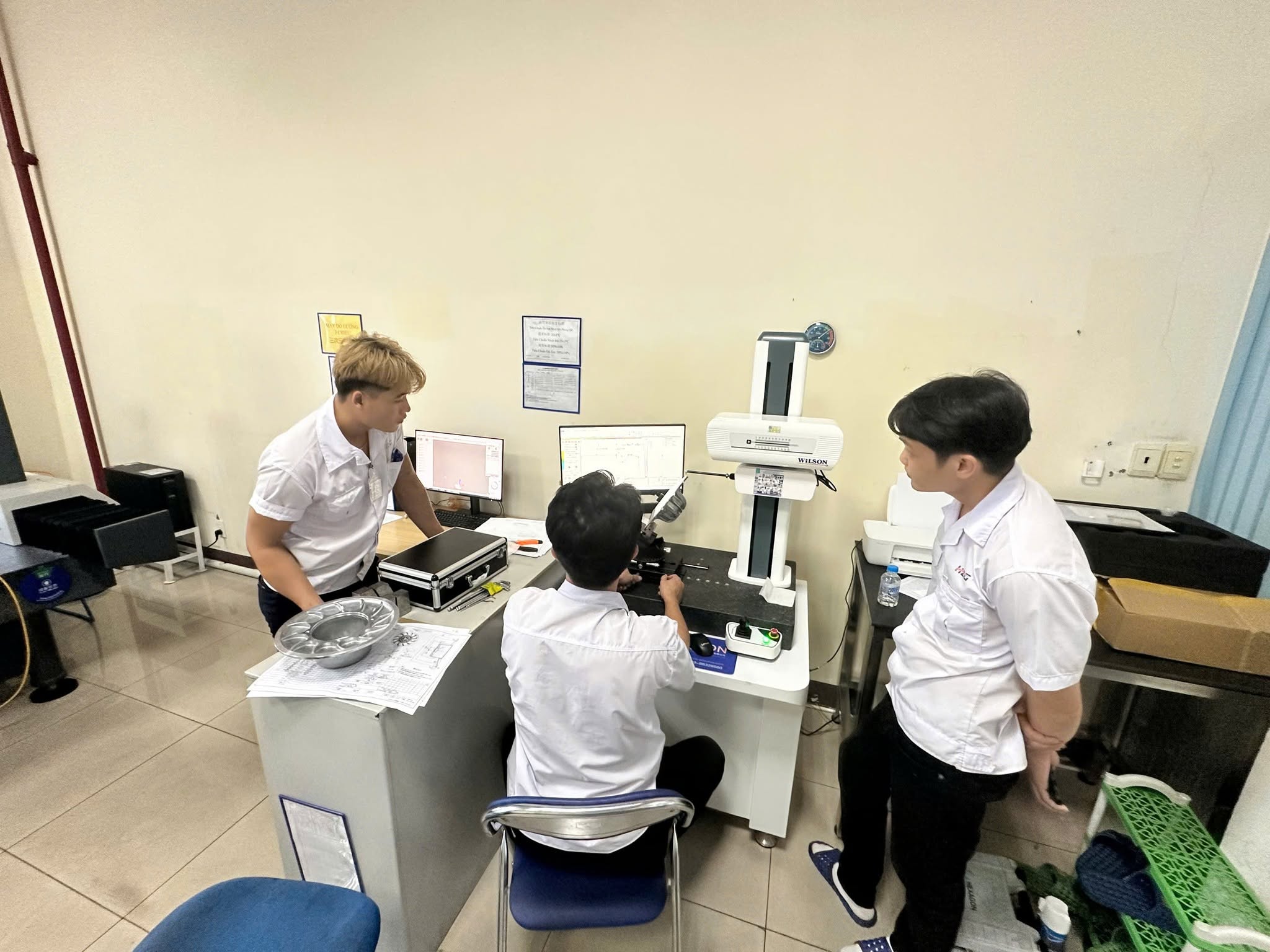 Máy Đo Độ Nhám Kết Hợp Biên Dạng